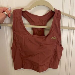 Tracksmith sports bra women’s M with front phone pocket